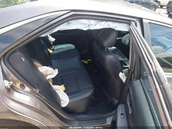 4T1BF1FK5GU226118 2016 TOYOTA CAMRY - Image 8