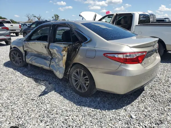 4T1BF1FK5GU228306 2016 TOYOTA CAMRY - Image 2