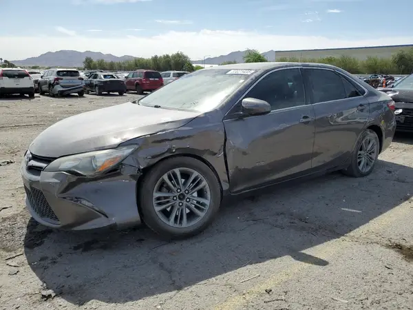 4T1BF1FK5GU228385 2016 TOYOTA CAMRY - Image 1