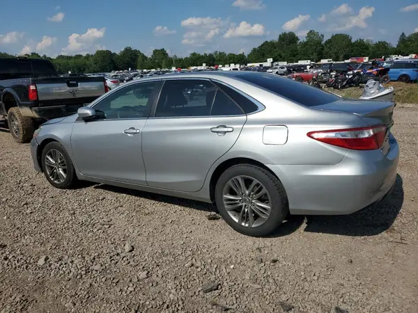 4T1BF1FK5GU232467 2016 TOYOTA CAMRY - Image 2