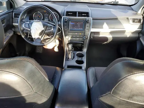 4T1BF1FK5GU233781 2016 TOYOTA CAMRY - Image 8