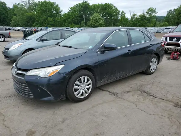 4T1BF1FK5GU236700 2016 TOYOTA CAMRY - Image 1