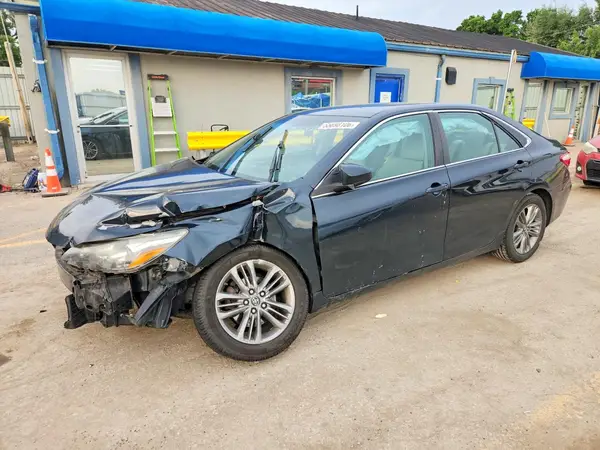 4T1BF1FK5GU236714 2016 TOYOTA CAMRY - Image 1