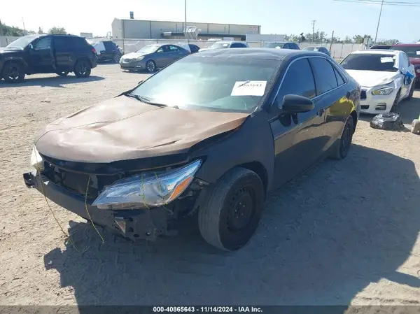 4T1BF1FK5GU237734 2016 TOYOTA CAMRY - Image 2