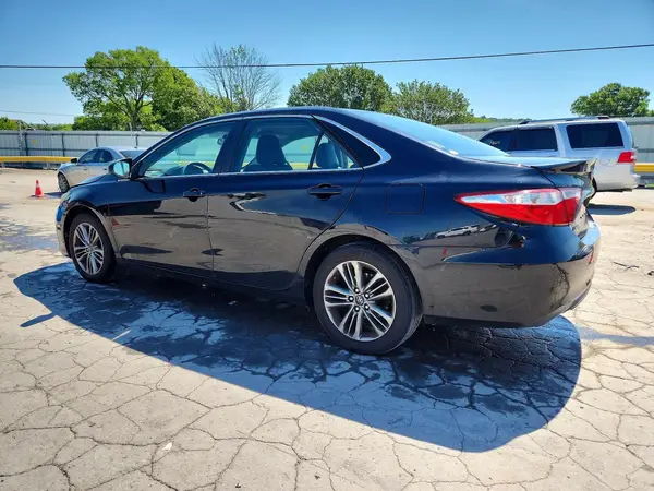 4T1BF1FK5GU240150 2016 TOYOTA CAMRY - Image 2