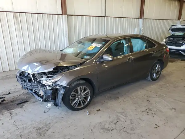 4T1BF1FK5GU244439 2016 TOYOTA CAMRY - Image 1