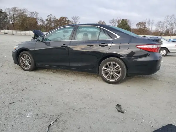 4T1BF1FK5GU260897 2016 TOYOTA CAMRY - Image 2