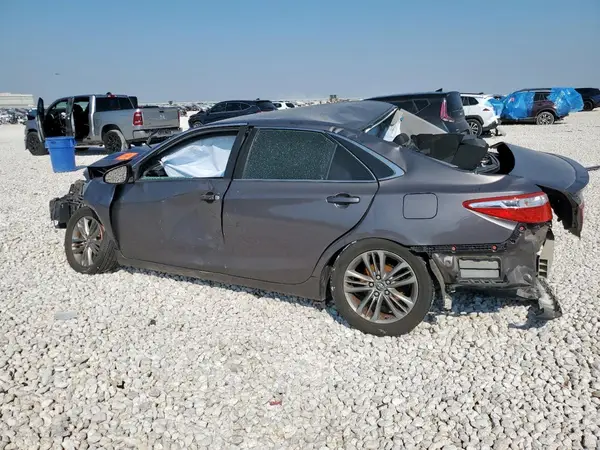 4T1BF1FK5GU264271 2016 TOYOTA CAMRY - Image 2
