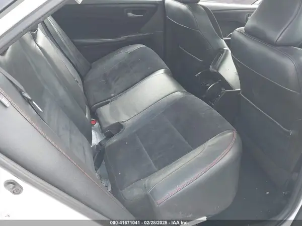 4T1BF1FK5GU264982 2016 TOYOTA CAMRY - Image 8