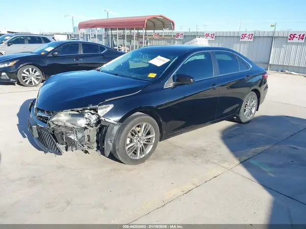 4T1BF1FK5GU266344 2016 TOYOTA CAMRY - Image 2