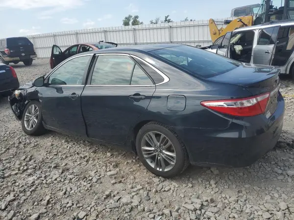 4T1BF1FK5GU266358 2016 TOYOTA CAMRY - Image 2