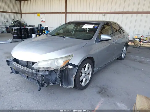 4T1BF1FK5GU266425 2016 TOYOTA CAMRY - Image 2