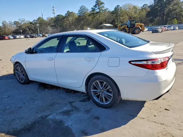 4T1BF1FK5GU266537 2016 TOYOTA CAMRY - Image 2