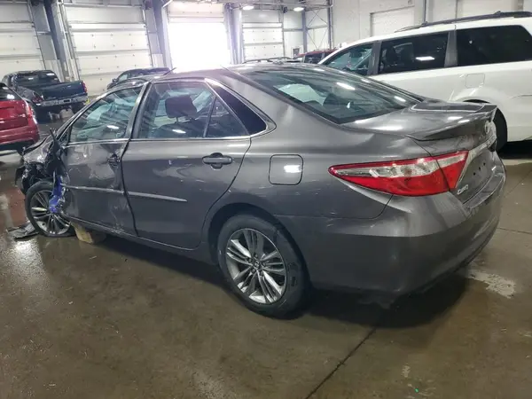 4T1BF1FK5GU267283 2016 TOYOTA CAMRY - Image 2