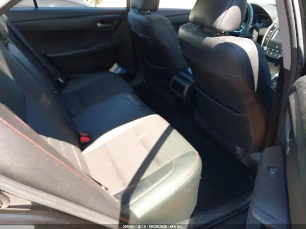 4T1BF1FK5GU267395 2016 TOYOTA CAMRY - Image 8