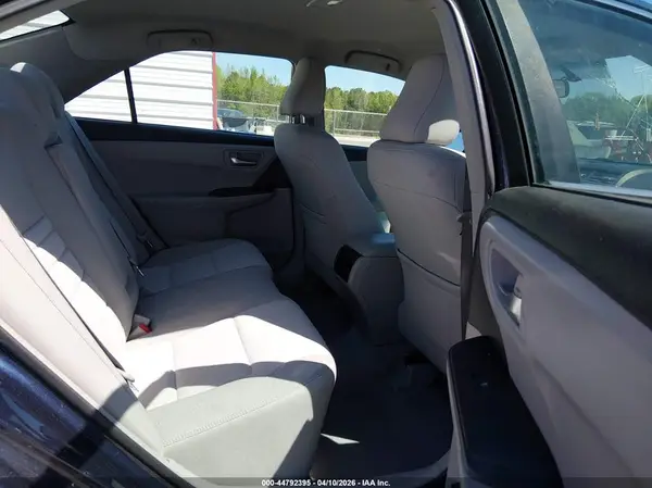 4T1BF1FK5GU509828 2016 TOYOTA CAMRY - Image 8