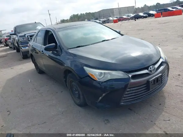 4T1BF1FK5GU511983 2016 TOYOTA CAMRY - Image 1