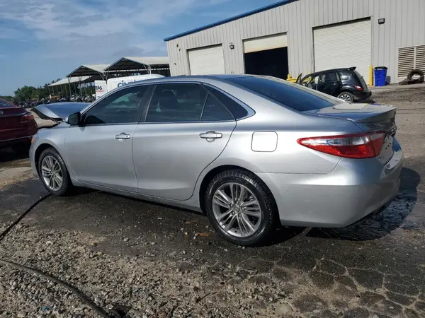 4T1BF1FK5GU514544 2016 TOYOTA CAMRY - Image 2