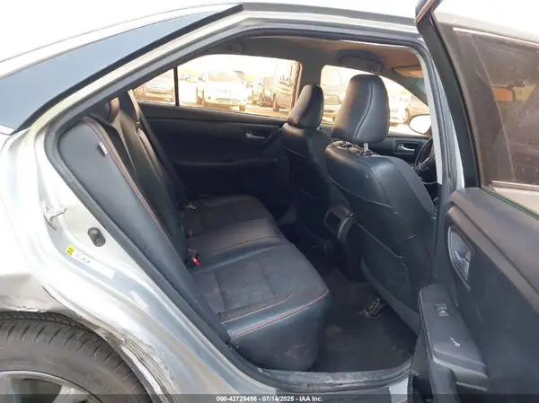 4T1BF1FK5GU518044 2016 TOYOTA CAMRY - Image 8