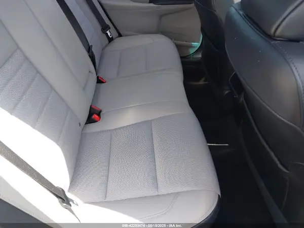 4T1BF1FK5GU519792 2016 TOYOTA CAMRY - Image 8
