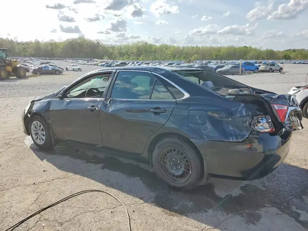 4T1BF1FK5GU523101 2016 TOYOTA CAMRY - Image 2
