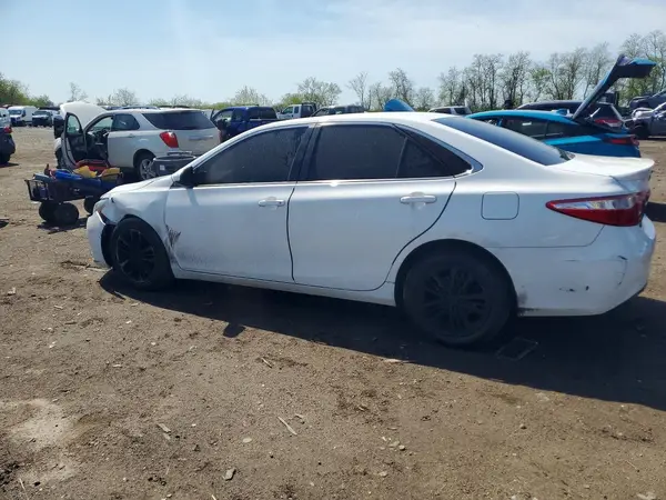 4T1BF1FK5GU525253 2016 TOYOTA CAMRY - Image 2