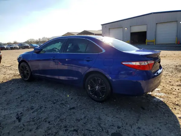 4T1BF1FK5GU525835 2016 TOYOTA CAMRY - Image 2