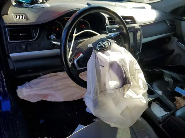 4T1BF1FK5GU525835 2016 TOYOTA CAMRY - Image 8