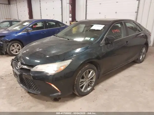4T1BF1FK5GU527312 2016 TOYOTA CAMRY - Image 2