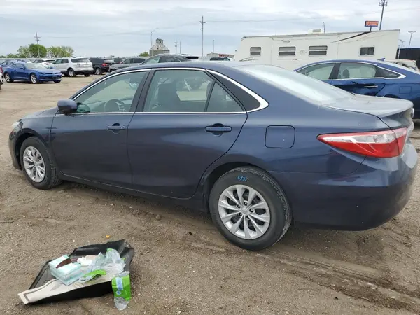 4T1BF1FK5GU533563 2016 TOYOTA CAMRY - Image 2