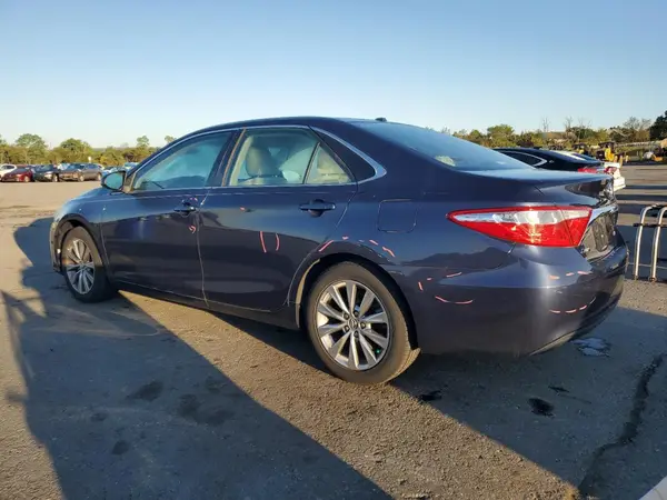 4T1BF1FK5GU535264 2016 TOYOTA CAMRY - Image 2