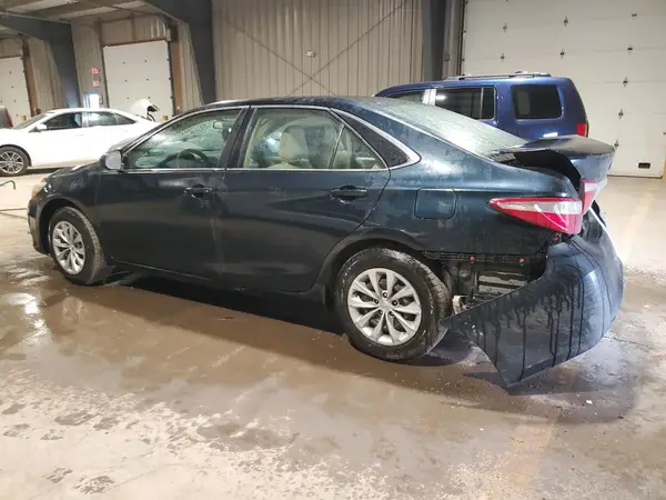 4T1BF1FK5GU542991 2016 TOYOTA CAMRY - Image 2