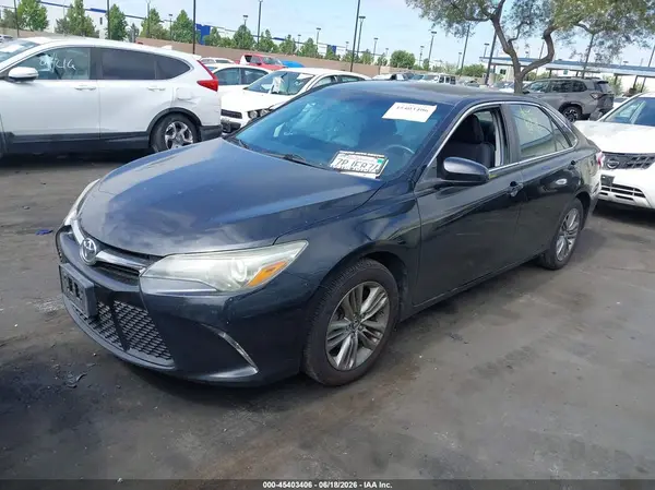 4T1BF1FK5GU546362 2016 TOYOTA CAMRY - Image 2