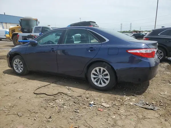4T1BF1FK5GU549715 2016 TOYOTA CAMRY - Image 2