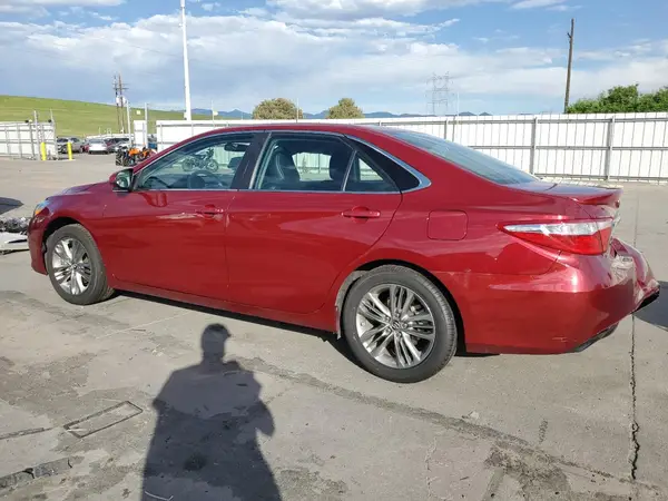 4T1BF1FK5GU552176 2016 TOYOTA CAMRY - Image 2