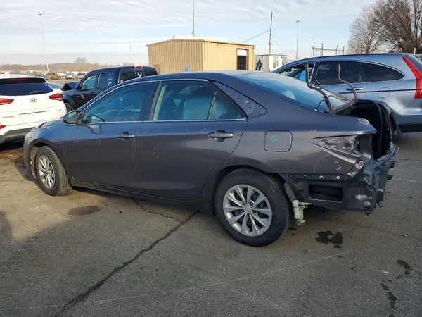 4T1BF1FK5GU554347 2016 TOYOTA CAMRY - Image 2