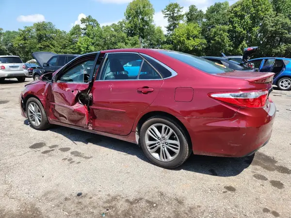 4T1BF1FK5GU557300 2016 TOYOTA CAMRY - Image 2