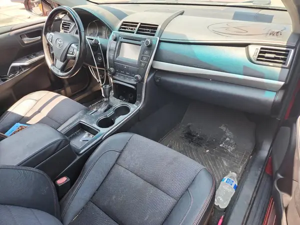 4T1BF1FK5GU557300 2016 TOYOTA CAMRY - Image 8