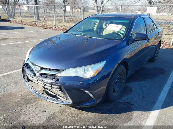 4T1BF1FK5GU558317 2016 TOYOTA CAMRY - Image 2