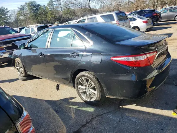 4T1BF1FK5GU568412 2016 TOYOTA CAMRY - Image 2