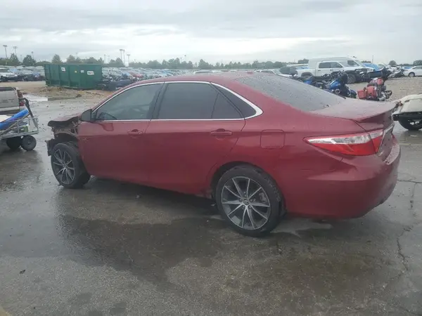 4T1BF1FK5GU583380 2016 TOYOTA CAMRY - Image 2