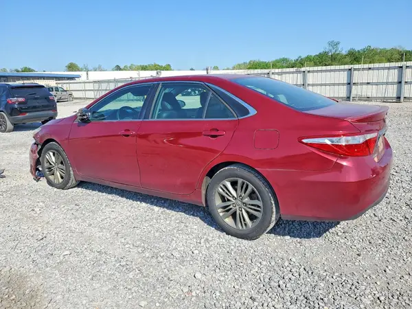 4T1BF1FK5GU586571 2016 TOYOTA CAMRY - Image 2