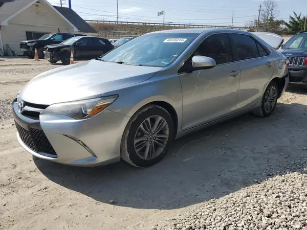 4T1BF1FK5GU590958 2016 TOYOTA CAMRY - Image 1