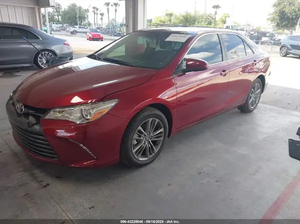 4T1BF1FK5GU591110 2016 TOYOTA CAMRY - Image 2