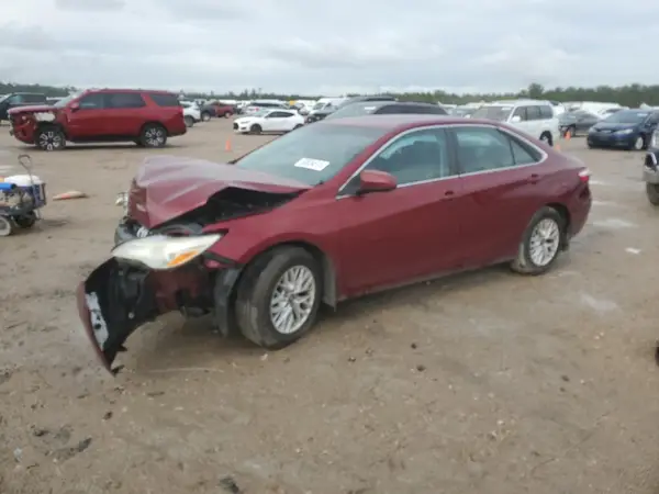 4T1BF1FK5GU595562 2016 TOYOTA CAMRY - Image 1