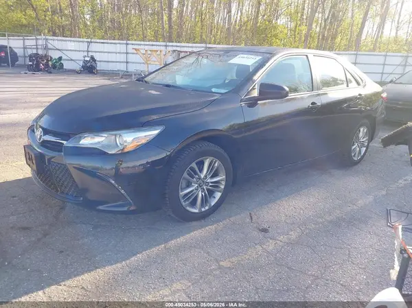 4T1BF1FK5GU599188 2016 TOYOTA CAMRY - Image 2
