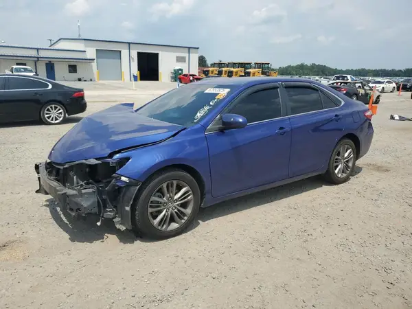4T1BF1FK5GU599725 2016 TOYOTA CAMRY - Image 1
