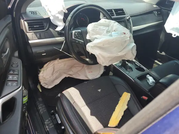 4T1BF1FK5GU599725 2016 TOYOTA CAMRY - Image 8