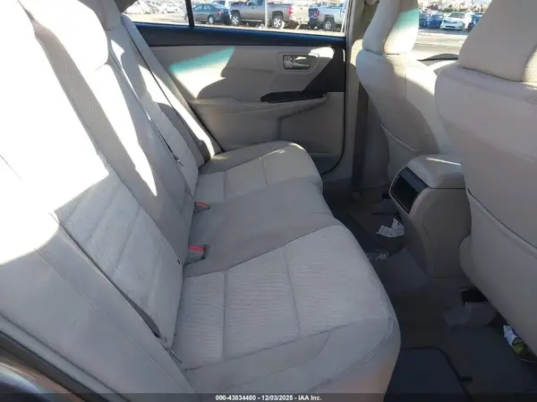 4T1BF1FK5GU601070 2016 TOYOTA CAMRY - Image 8