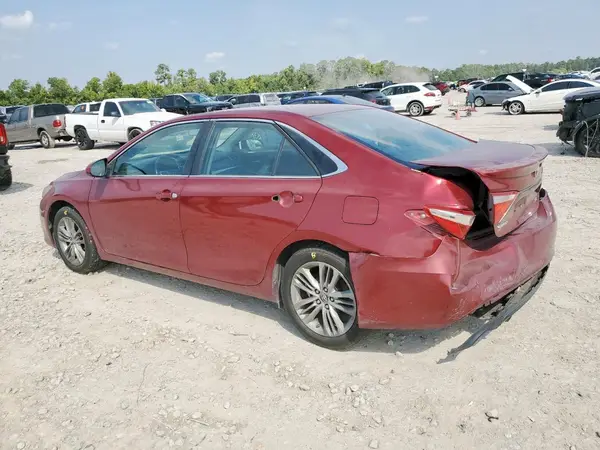 4T1BF1FK5GU604941 2016 TOYOTA CAMRY - Image 2